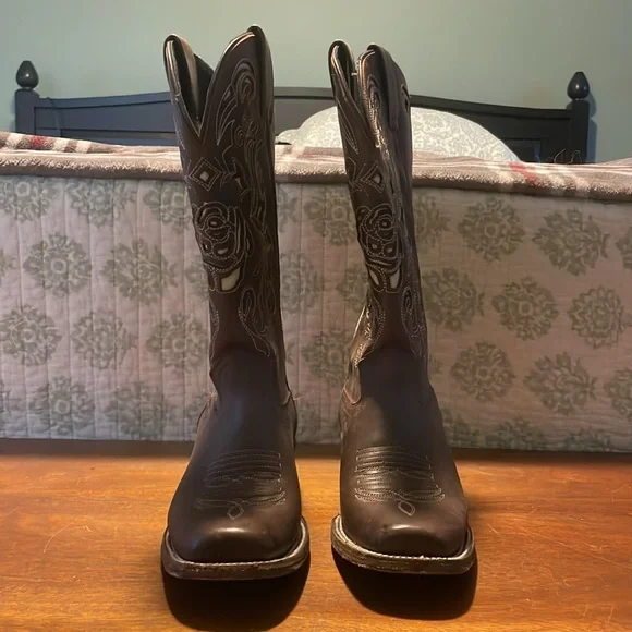 Worn once. Brown J.B Dillon Cowgirl boots - Picture 2 of 3